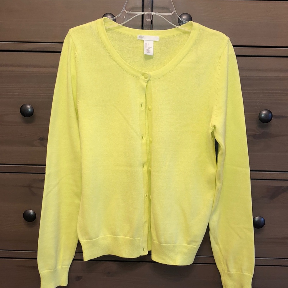 H&M Basic Top - image 4